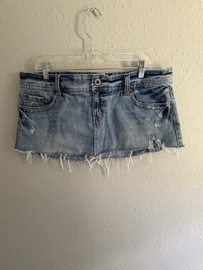 American Eagle Denim Mini Skirt - Light Blue Distressed